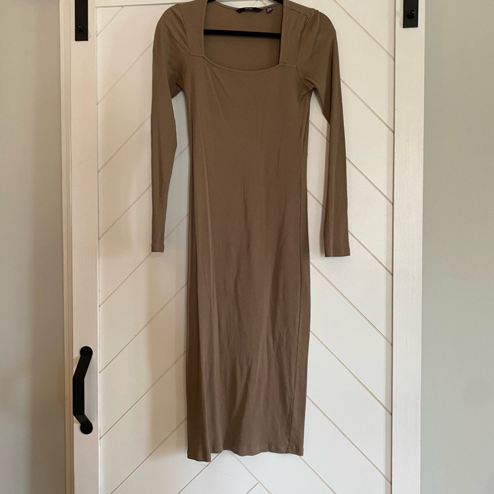 Vero Moda Long Sleeve Square Neck Bodycon Dress in Taupe